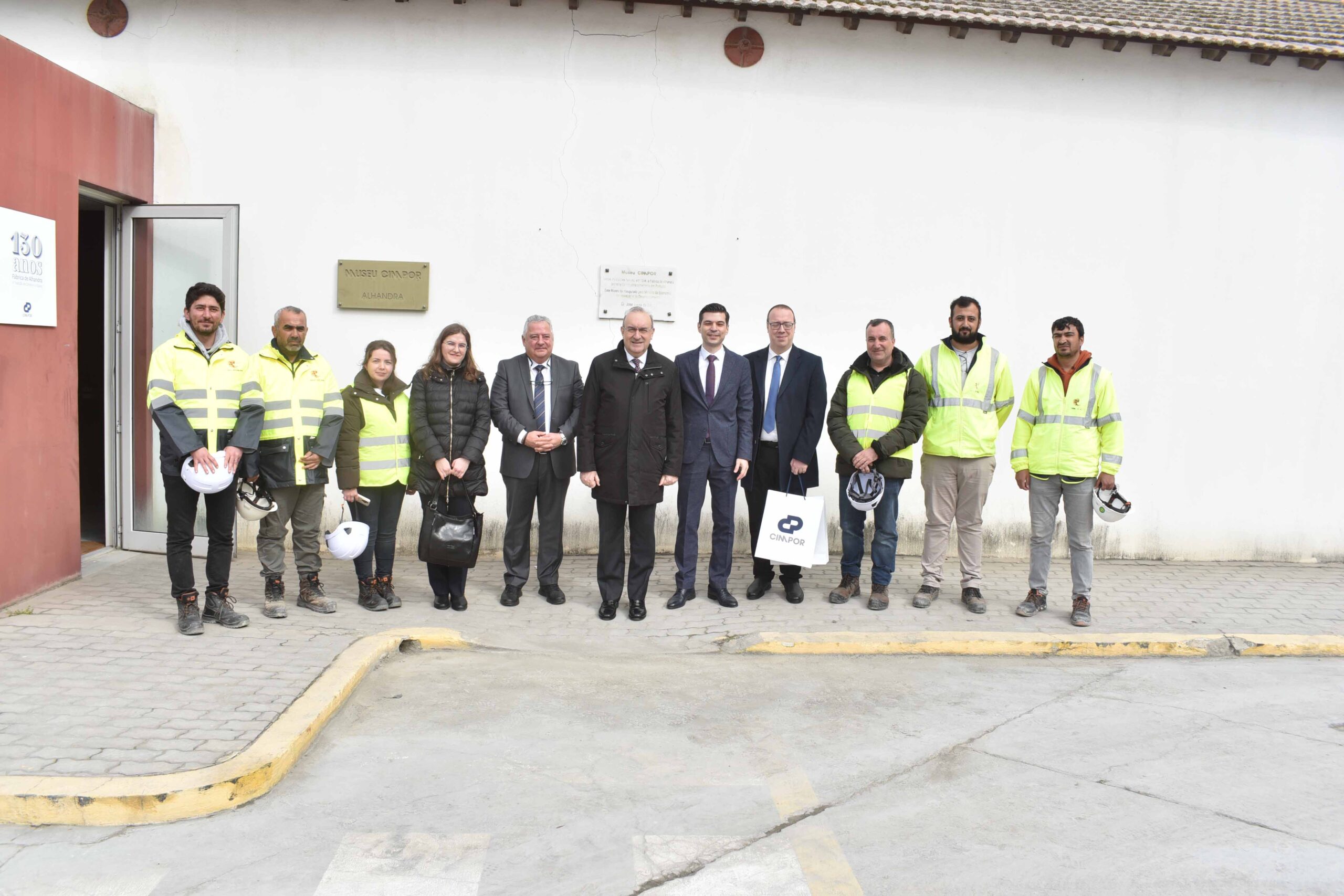 T.C. Lizbon Büyükelçisi Sayın Haldun Koç’a ve Cimpor Global Yönetimine teşekkür ederiz!